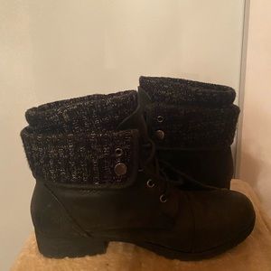 Combat boots, black, size 8.5